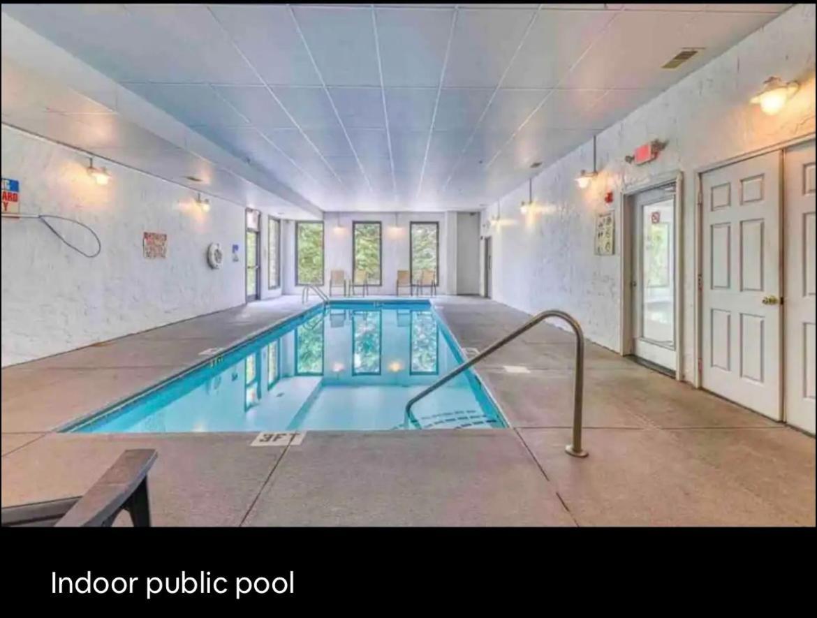 Condo With Pool Near Dollywood ピジョンフォージ エクステリア 写真